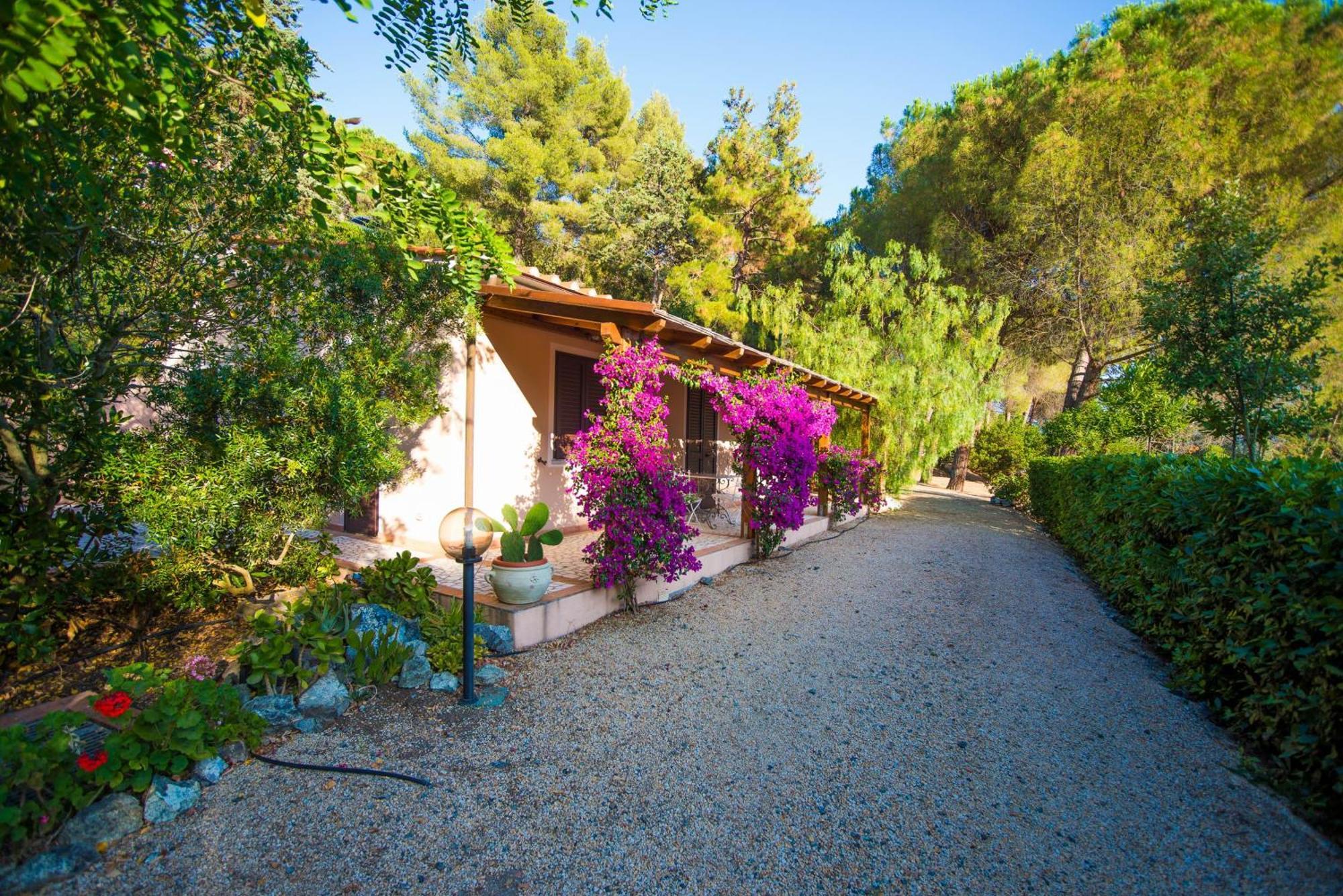 Lentisco Terra E Mare Villa Porto Azzurro Exterior photo